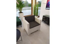 Poltrona in polyrattan bianco Colorado Bica