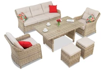 Set in technorattan beige Toledo Apetito 5 con pouf Garden Point