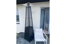 Ombrellone a gas piramidale Saturno antracite di Garden Point