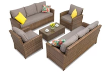 Un set di mobili da giardino Parma Coffee 8 marrone Garden Point